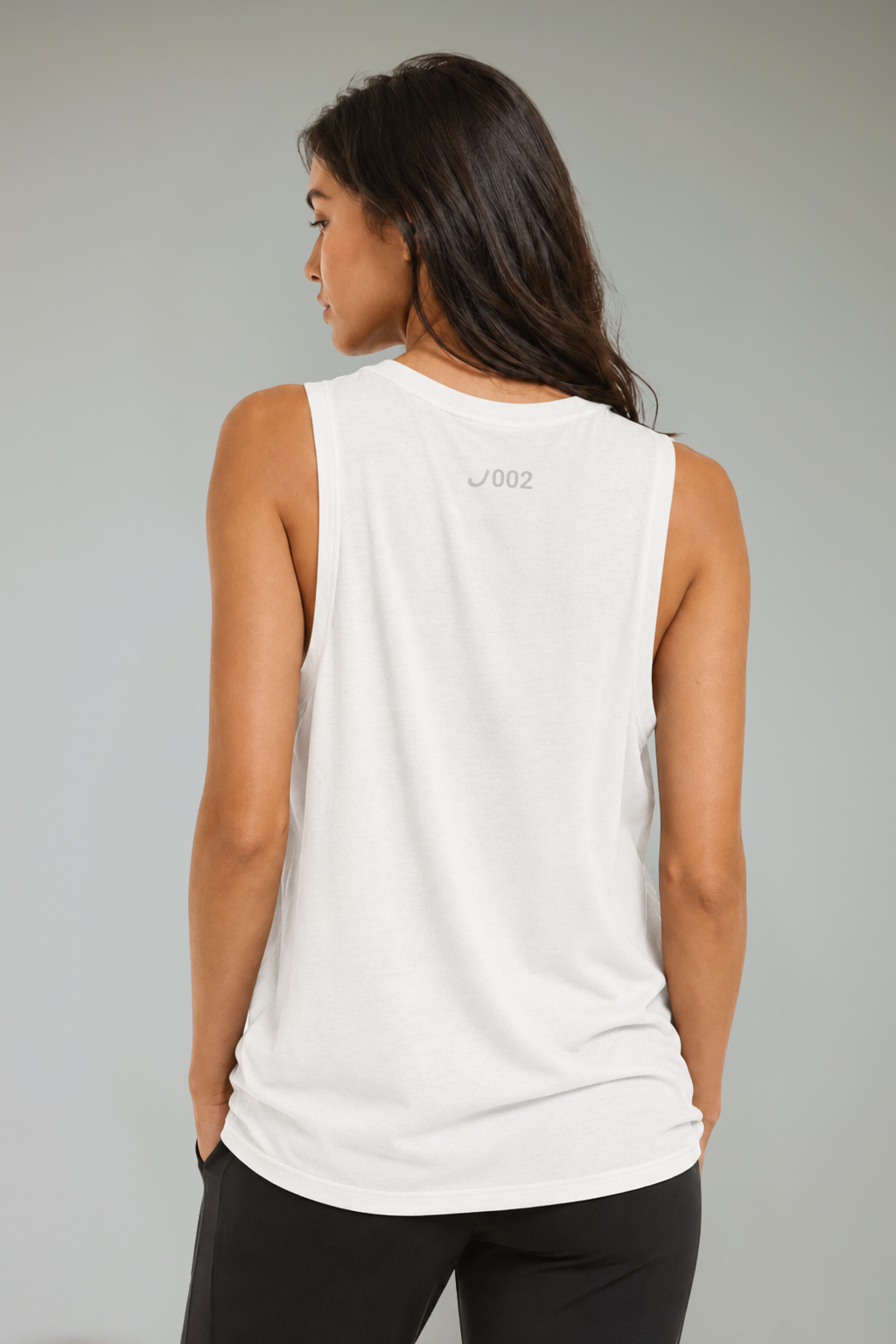 THINKER J002 — Muscle Tank | White