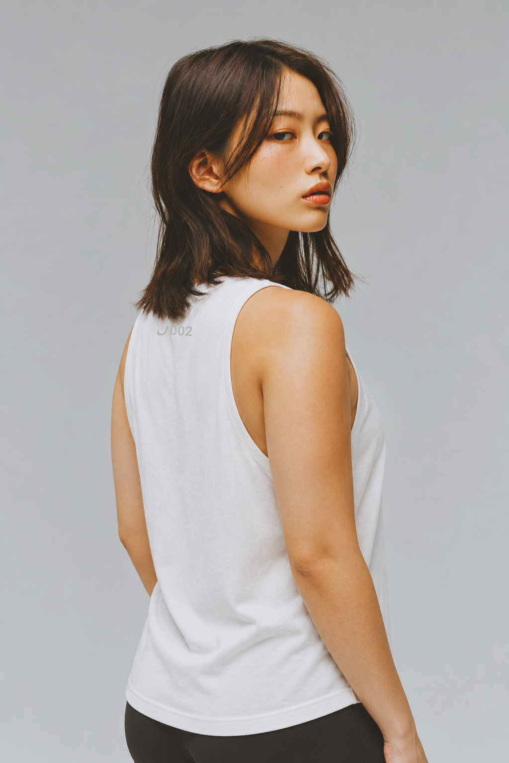 THINKER J002 — Muscle Tank | White